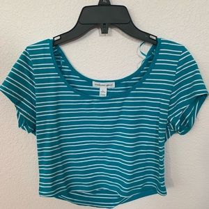 Crop top shirt